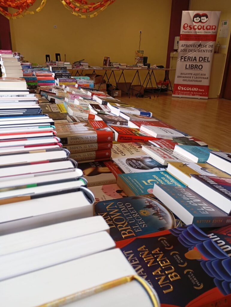 0422. Feria Libro Colegio Cristo Rey
