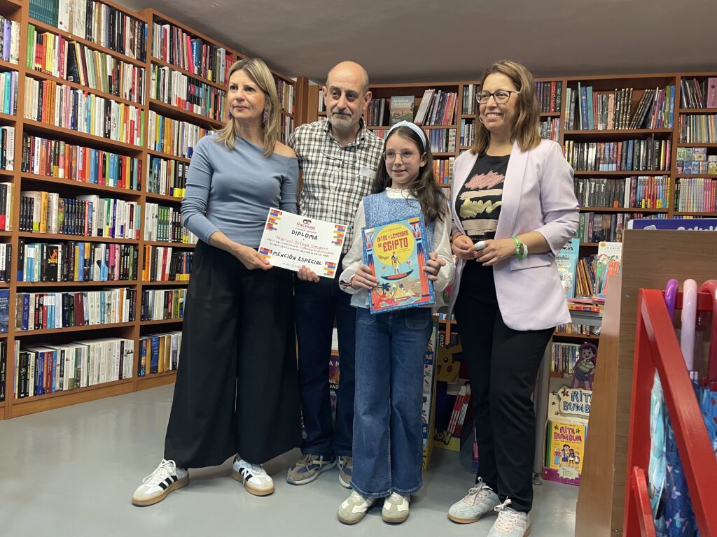 260424. Premios Relato 09 María